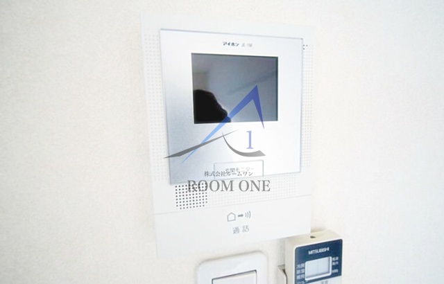 セキュリティ　モニター付きインターホンです。