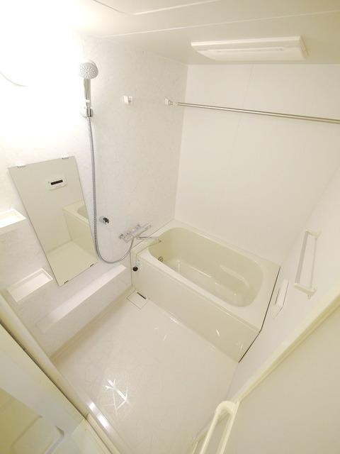 バス・シャワールーム　レジェンダリーコート赤羽　北区赤羽2