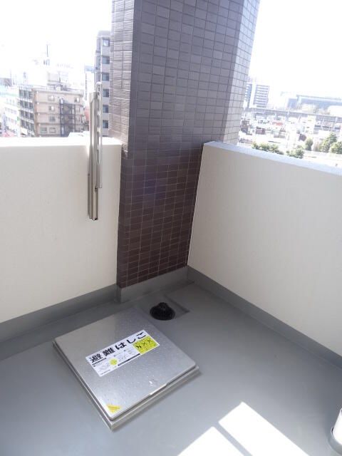 バルコニー　レジェンダリーコート赤羽　北区赤羽2