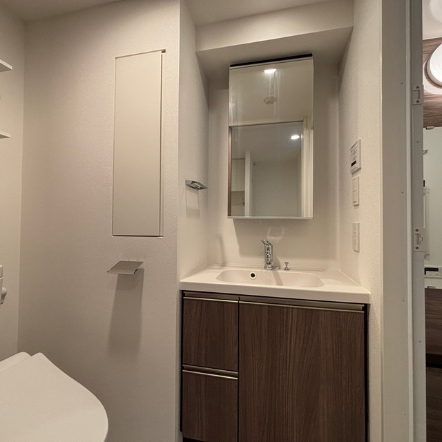 洗面設備　※写真は同タイプ住戸です。