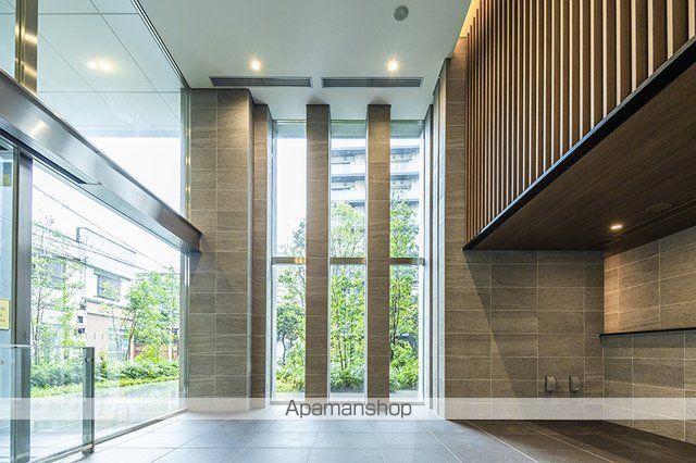 ロビー　ロビー