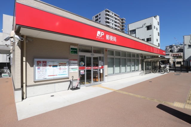 郵便局　高知本町郵便局（郵便局）まで705m