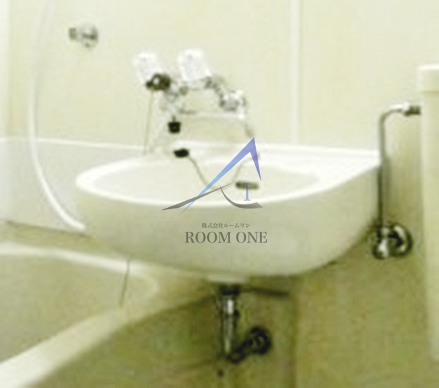 洗面設備　洗面台です。