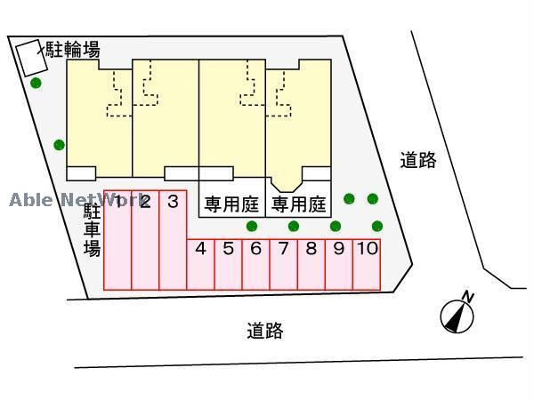 駐車場　駐車場