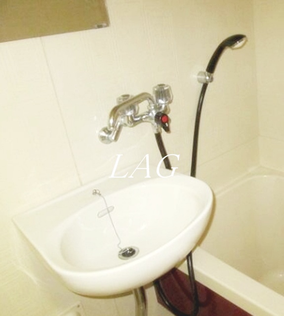 洗面設備　洗面台です。