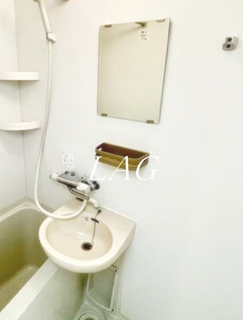 洗面設備　洗面台です。