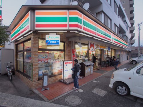 コンビニ　セブンイレブン 広島安芸中野東店（コンビニ）まで1731m