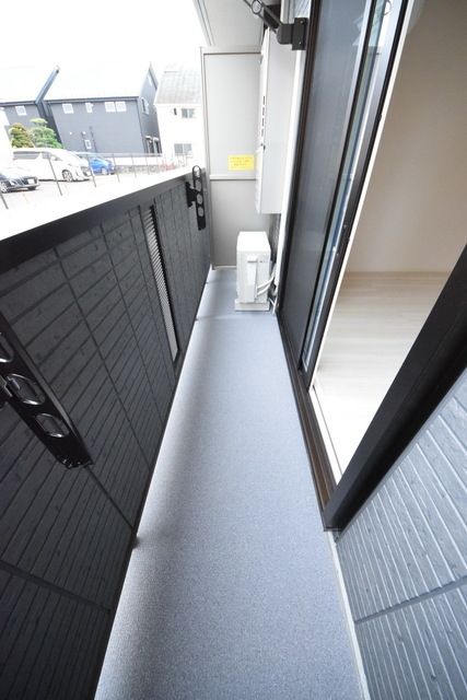 バルコニー　室内・室内設備