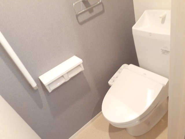 トイレ　コンパクトで使いやすいトイレです