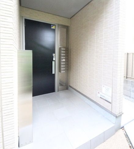 エントランス　綺麗なエントランス♪