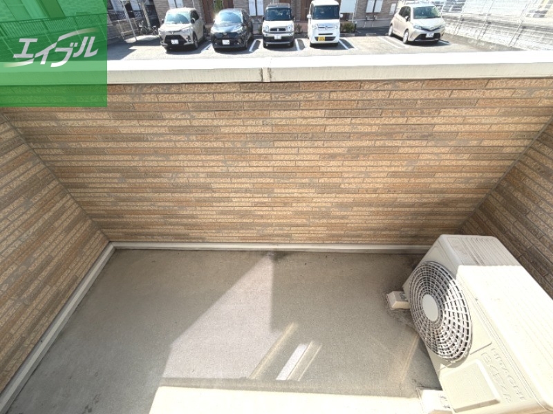 バルコニー　※原状回復前