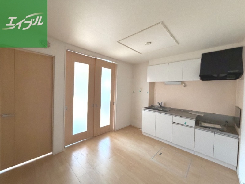 居室・リビング　※原状回復前