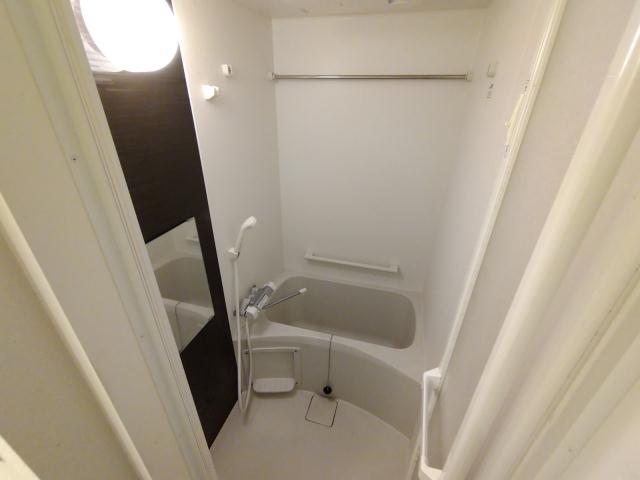 コンビニ　ローソン（コンビニ）まで1064m