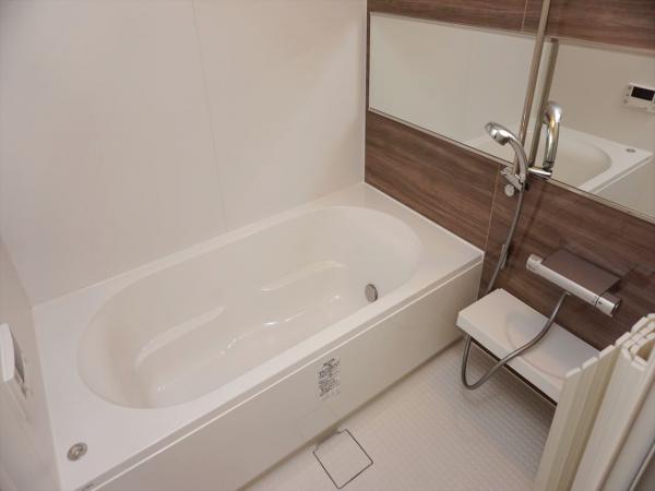 バス・シャワールーム　浴室