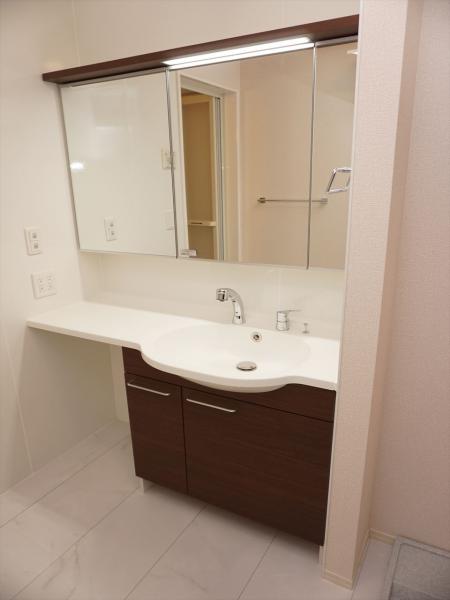 洗面設備　洗面所