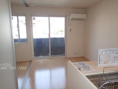 バルコニー　リビングエアコン（イメージ）