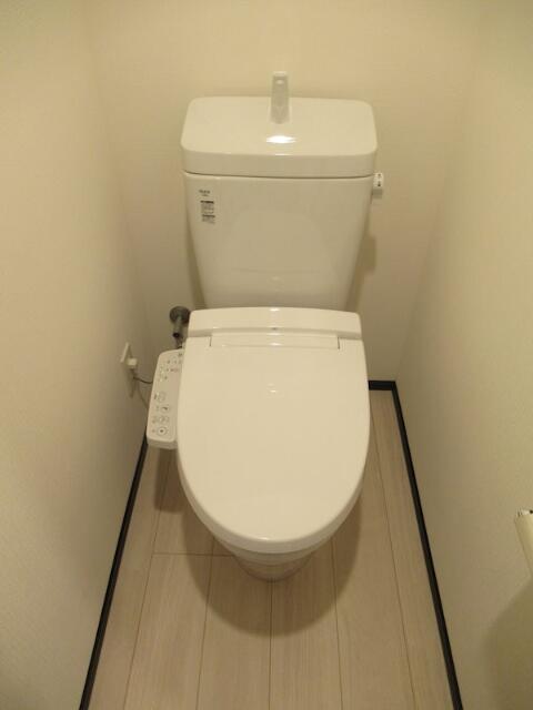 トイレ　※別部屋参考写真