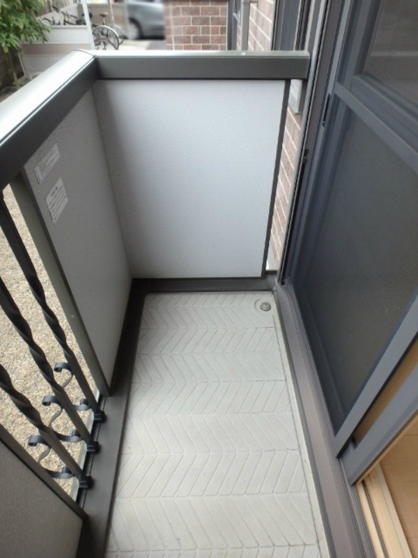 バルコニー　図面と現状に相違がある場合には現状を優先