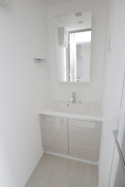 洗面設備　お部屋探しは株式会社　タウンハウジング　までお気軽にお問合…