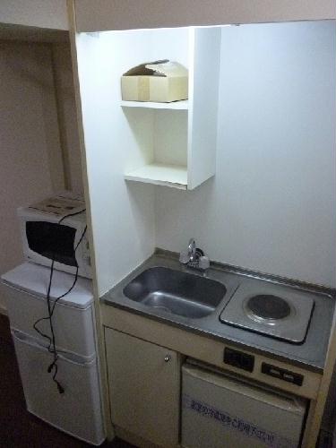 キッチン　設備・仕様は号室により異なる為、現況を優先致します。