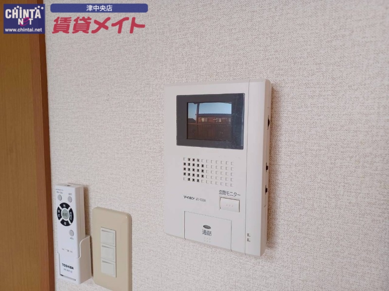 セキュリティ　別部屋同型参考写真