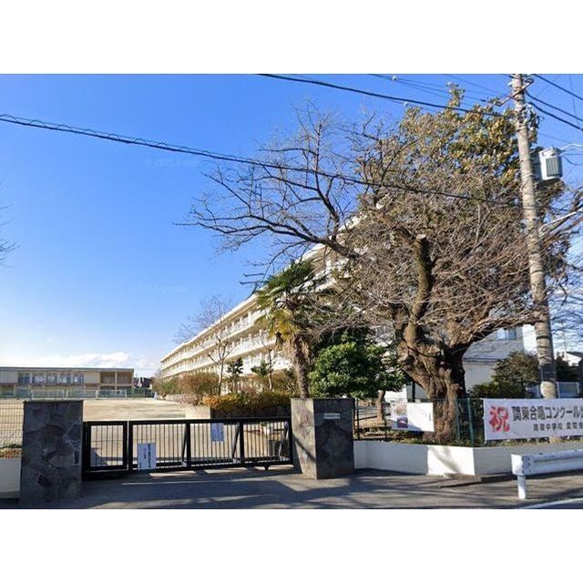 中学校　南陵中学校（中学校）まで291m