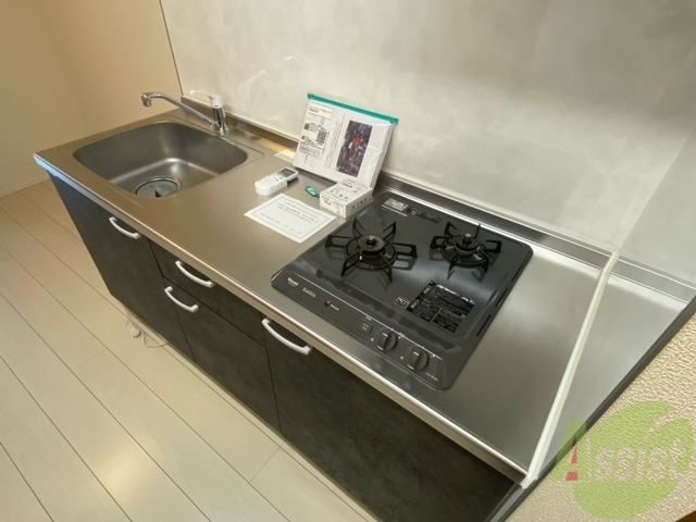 キッチン　キッチンには２口のガスコンロが設置済みです