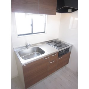 キッチン　システムキッチンには二口コンロ付き♪