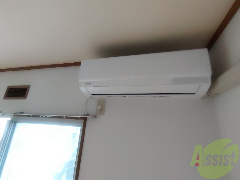 その他設備　リビングのエアコンで暑い日も寒い日も快適に過ごせます