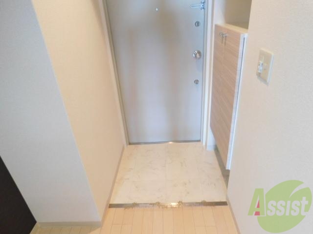 玄関　玄関も広くていいですね。