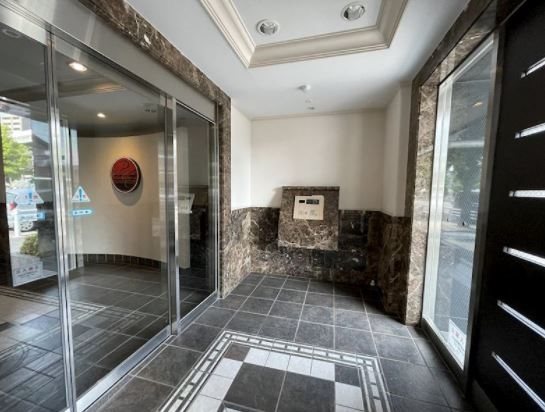 エントランス　★見学予約受付中★