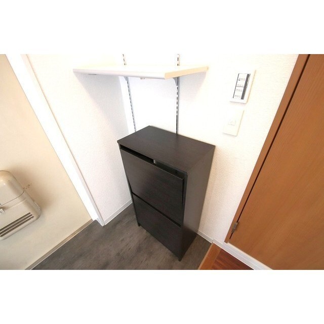 玄関　シューズボックス