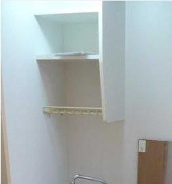 収納　上部収納