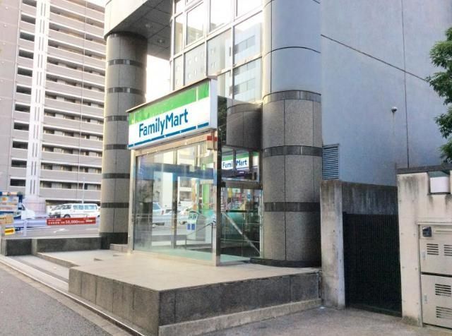 コンビニ　ファミリーマート厚生年金会館前店（コンビニ）まで124m
