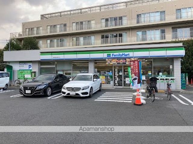 コンビニ　ファミリーマート練馬豊中通り店（コンビニ）まで549m