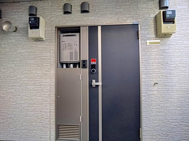 クレイノラメールエムズの玄関写真