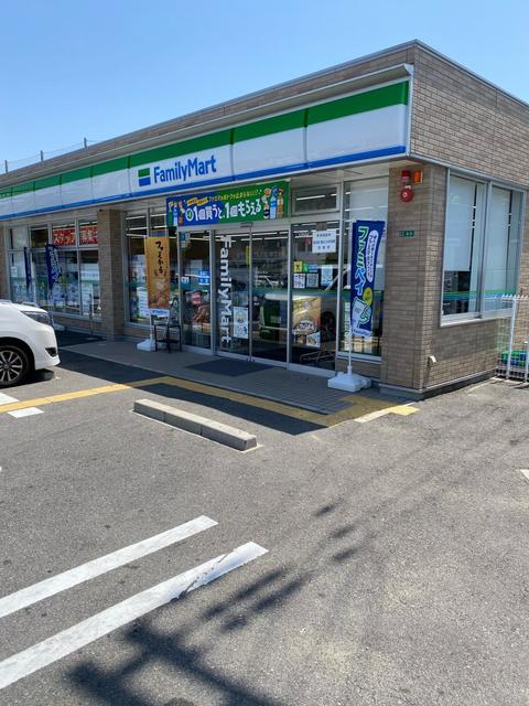 コンビニ　ファミリーマート岸和田畑町店（コンビニ）まで584m