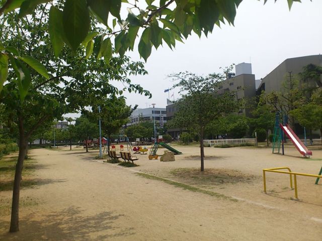 公園　桃ケ池公園（公園）まで328m