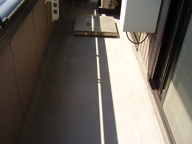 バルコニー　外からの目が気にならないバルコニーで洗濯物が干せます