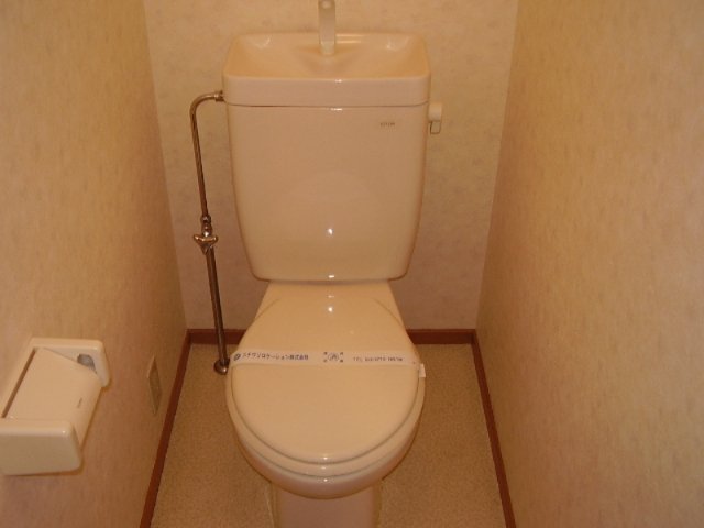 トイレ　シンプルで使いやすいトイレです