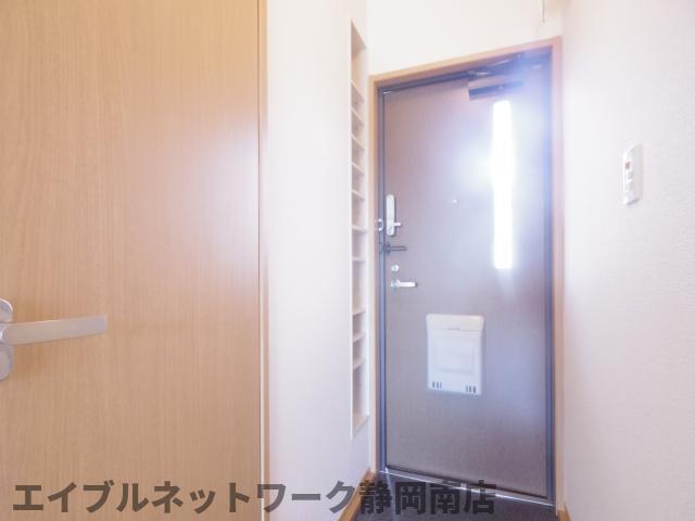 玄関　毎日通る玄関はこちらです