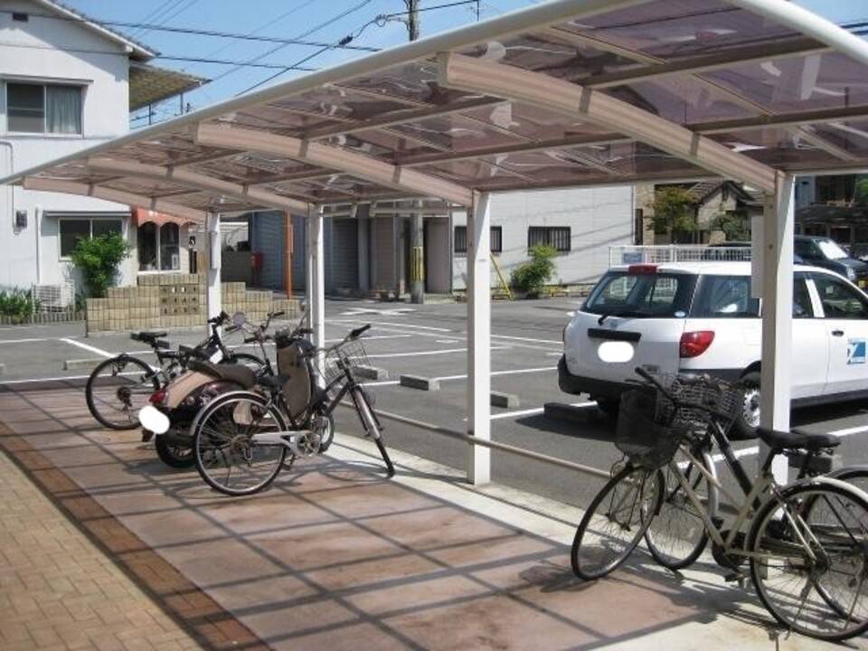 駐車場　駐輪場