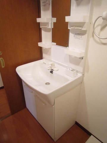 洗面設備　洗面所です