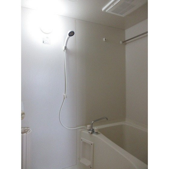 バス・シャワールーム　浴室乾燥機付き