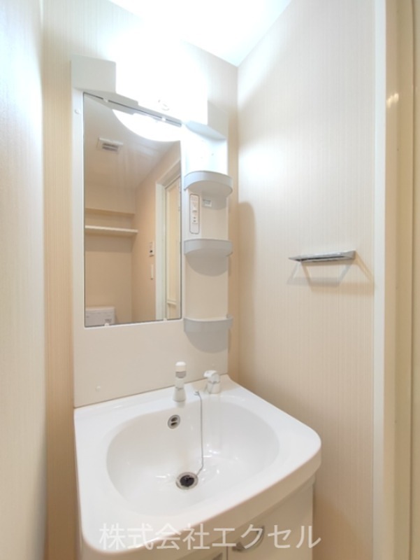 収納　同建物の別部屋の写真です。