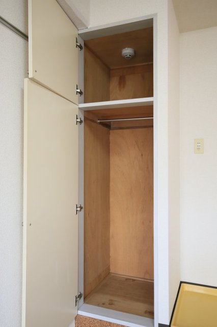 収納　クローゼット