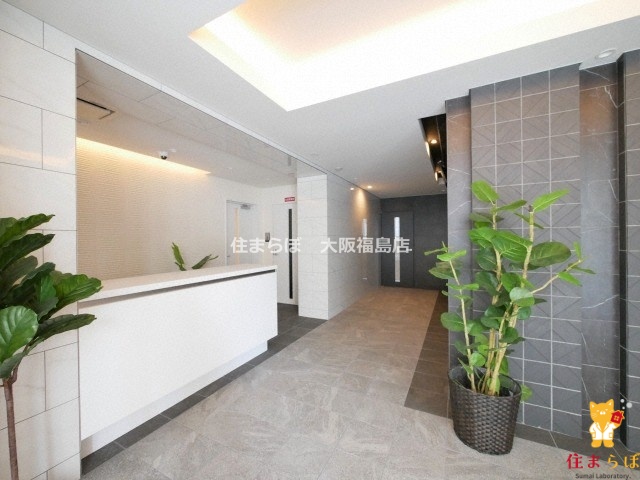 エントランス　共用部の印象も大切に