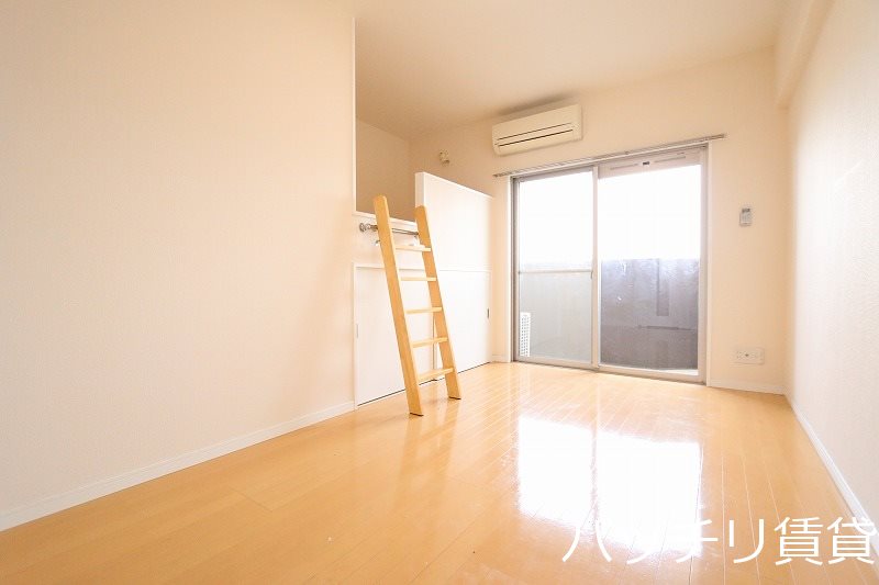 居室・リビング　同型タイプの為現状優先