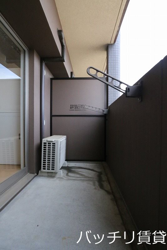 バルコニー　同型タイプの為現状優先