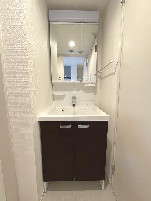 洗面設備　洗髪洗面化粧台